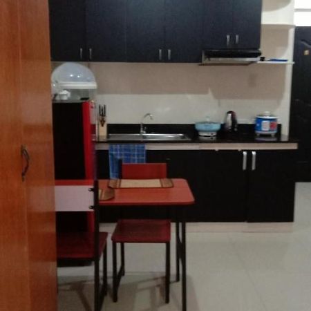 Makan Jamil Transient Home Manila Bagian luar foto