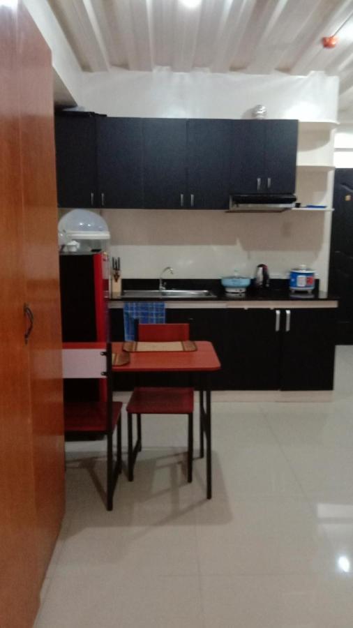 Makan Jamil Transient Home Manila Bagian luar foto